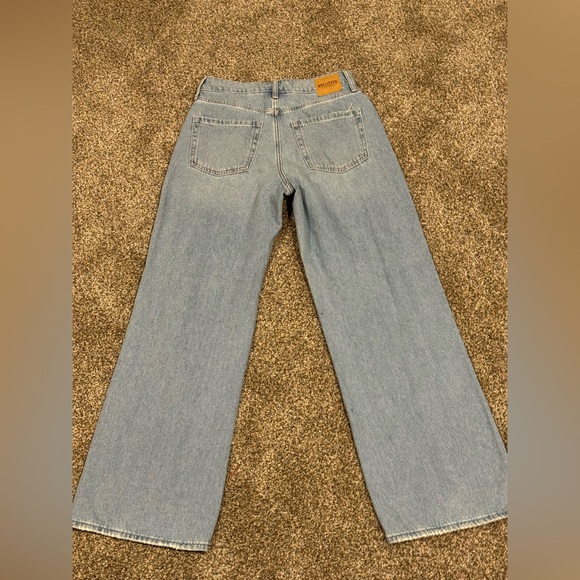 Hollister Light Blue Women Jeans Ultra High Rise Baggy size 4R/27R inseam 30” - Picture 7 of 12